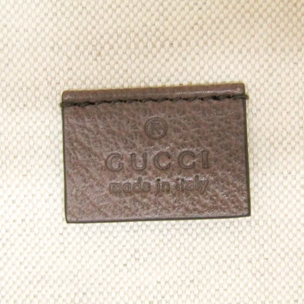 GUCCI Authentic White Leather Shoulder Bag - Picture 14 of 15